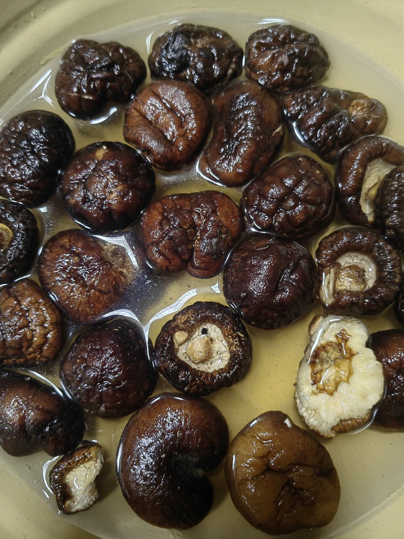 长白山木段香菇1斤