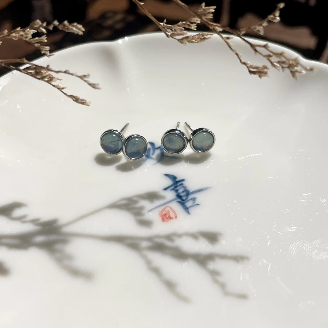 Nuanyan/暖言海蓝宝圆形蛋面镶嵌耳饰Z2392多样性发一