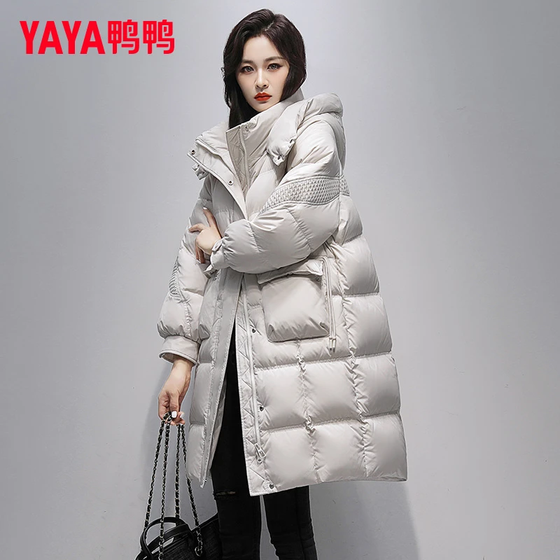 YAYA/鸭鸭长款过膝羽绒服女2025冬季新款时尚连帽宽松加厚外套潮