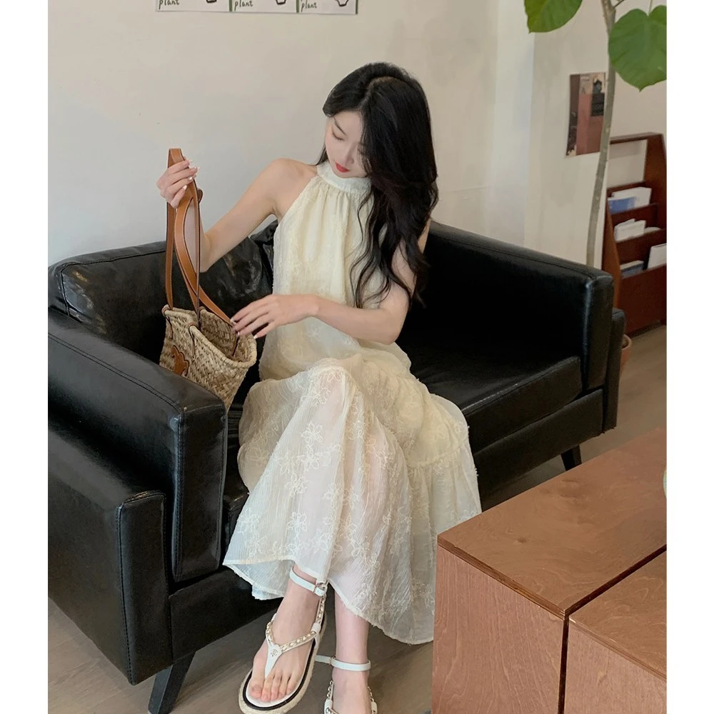 法式温柔风蕾丝挂脖蝴蝶结背心裙2025夏季中长款气质吊带连衣裙子