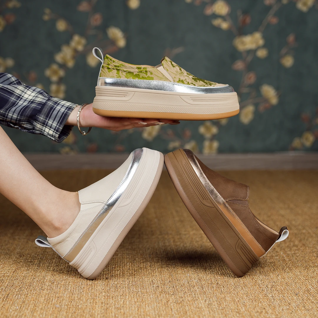 【新品】2024春季新款厚底低帮平底休闲鞋复古百搭软底时尚潮单鞋女