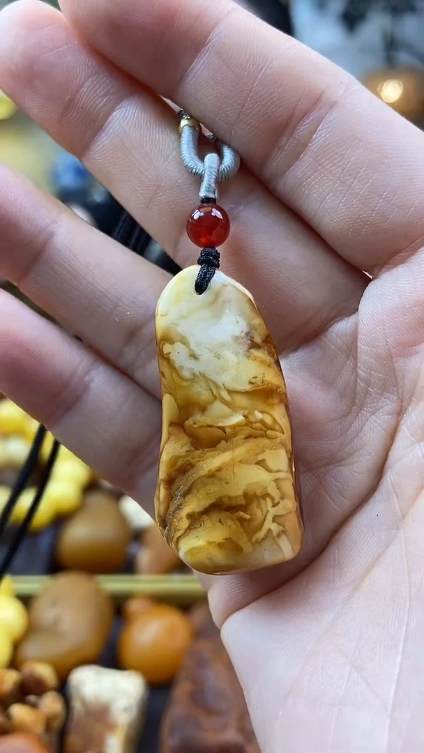 【闪购商品】蜜蜡颈饰未镶嵌吊坠