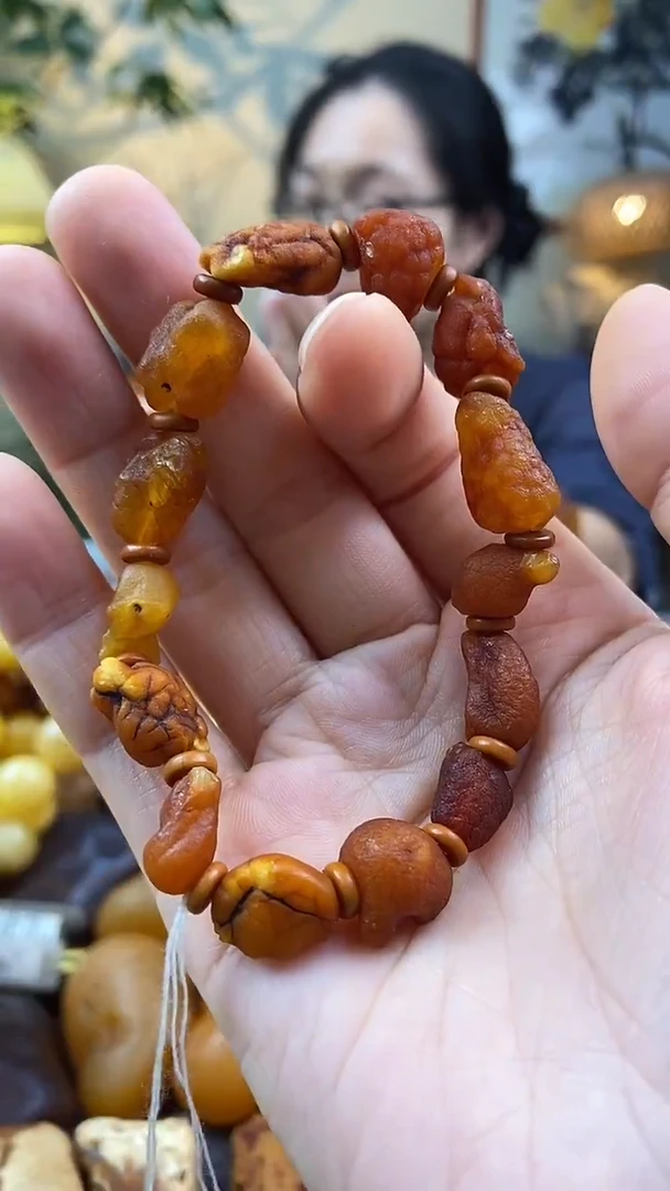 【闪购商品】蜜蜡手串未镶嵌手串