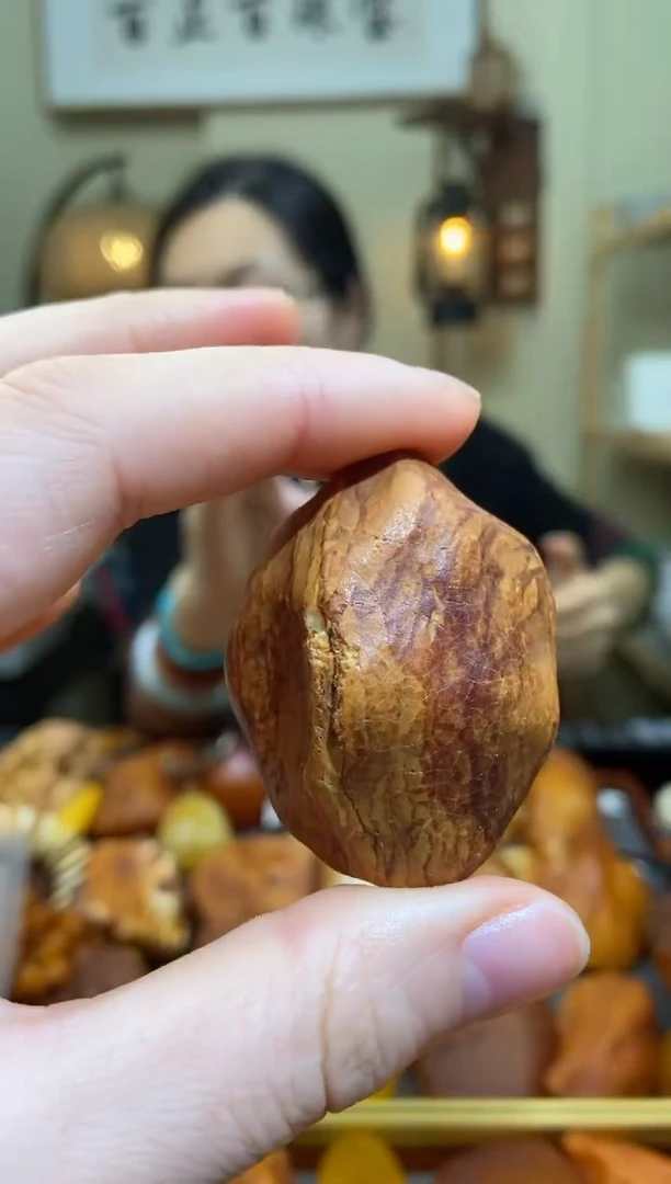 【闪购商品】蜜蜡裸石未镶嵌裸石