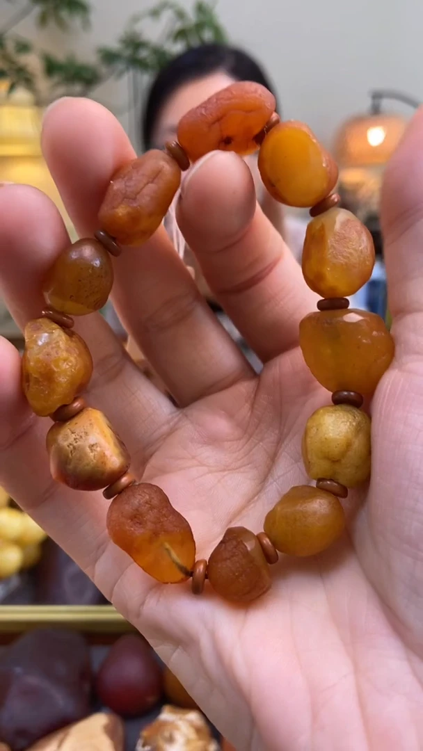 【闪购商品】蜜蜡手串未镶嵌手串
