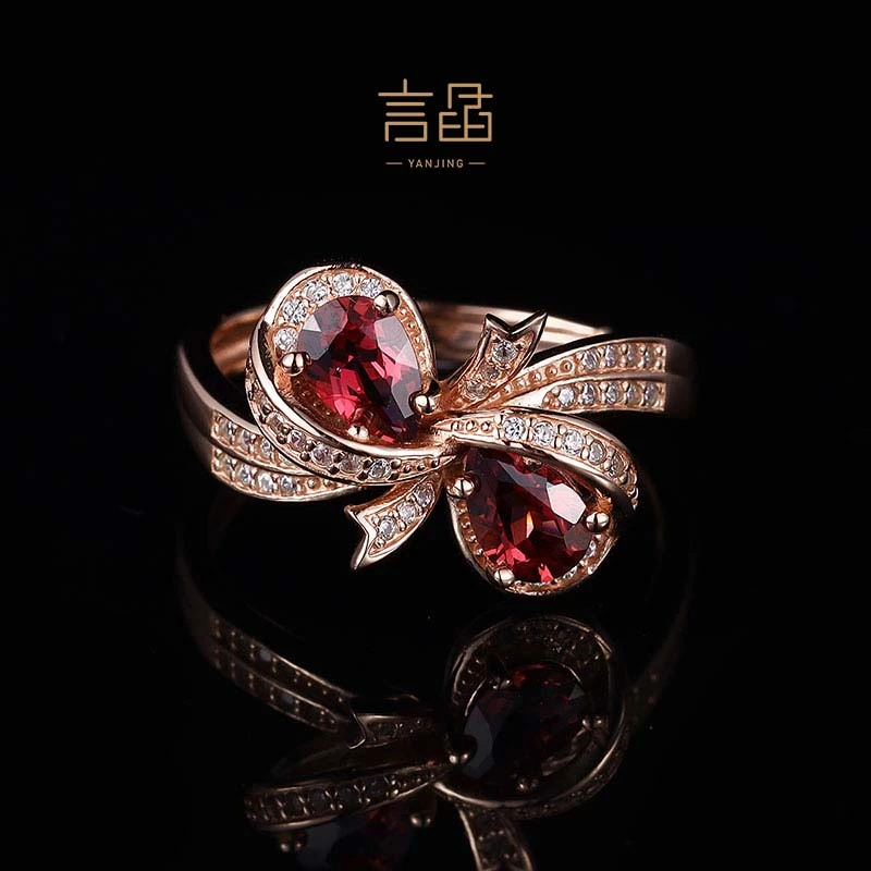 言晶珠宝S925银镶嵌蝴蝶结设计款天然镁铝石榴石4*6mm*2   3829