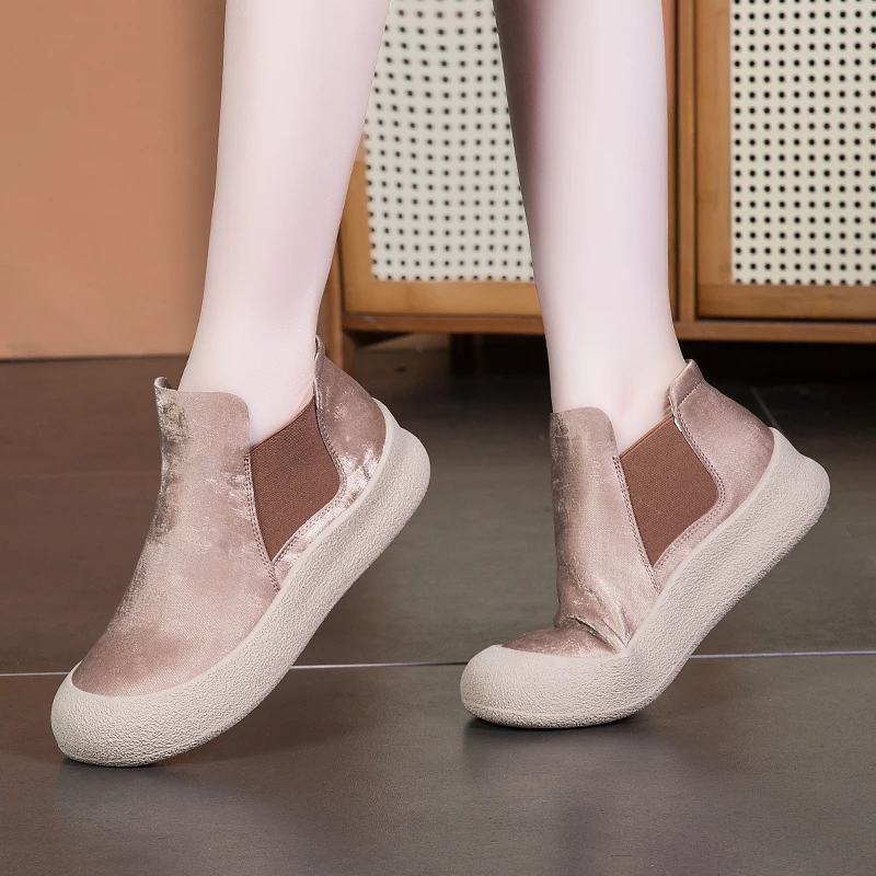 2025新款真皮女鞋软底短筒切尔西短靴女春秋复古马丁靴短款靴子