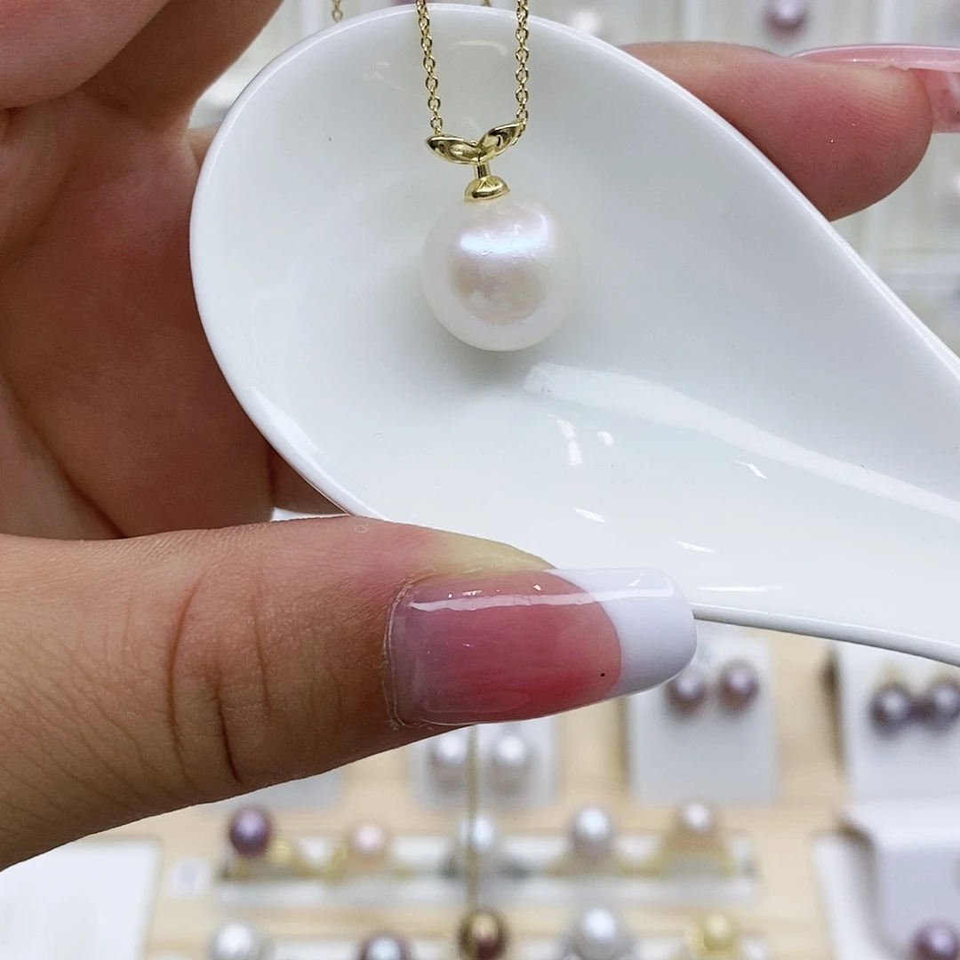 淡水珍珠颈饰合金