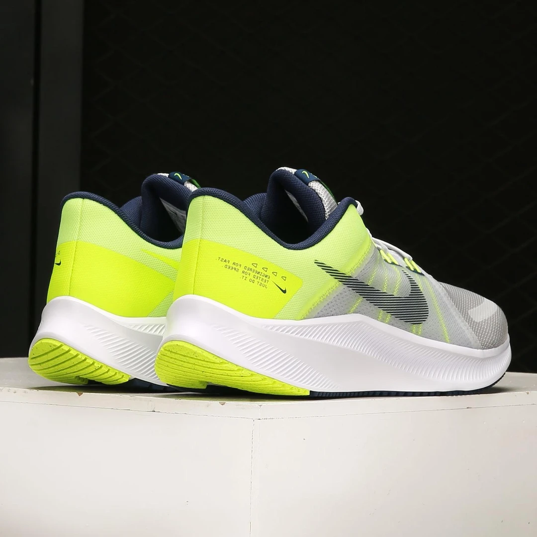Nike/耐克 Quest 4 男子轻盈透气减震低帮运动跑步鞋 DA1105-003