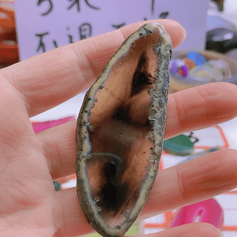 【闪购商品】玛瑙/玉髓珠宝奇石未镶嵌瓶*?