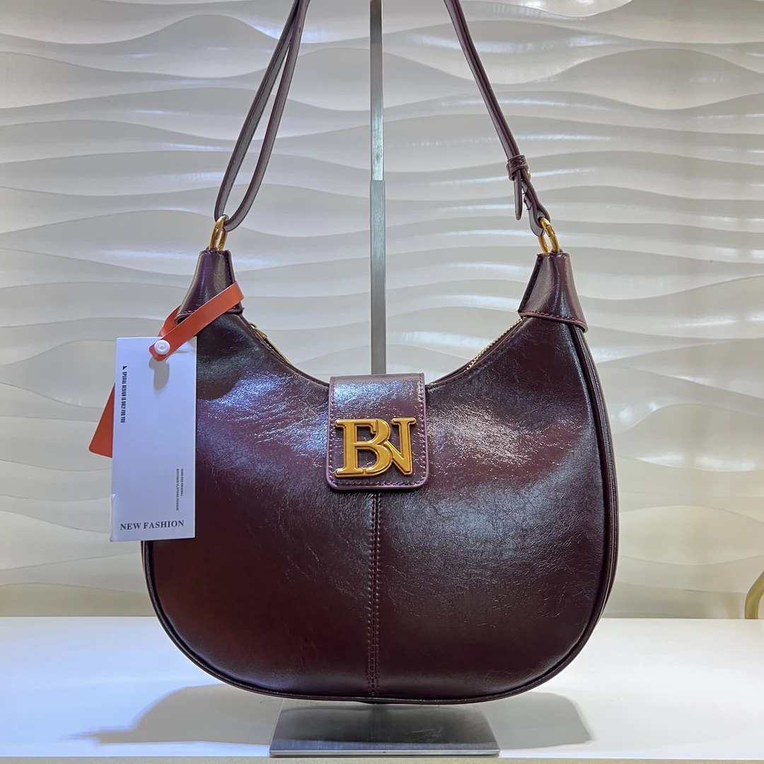 腋下包通勤斜跨单肩包品牌包百大经典爆款2024新款