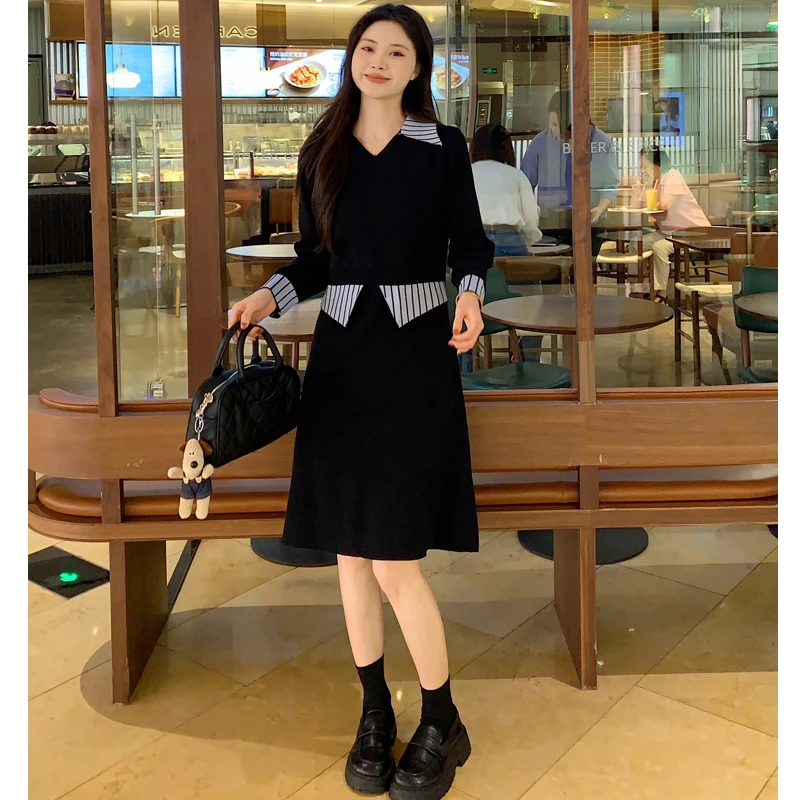 【奈恩娅】秋冬新款女拼接条纹显瘦高级显瘦长袖连衣裙#8878