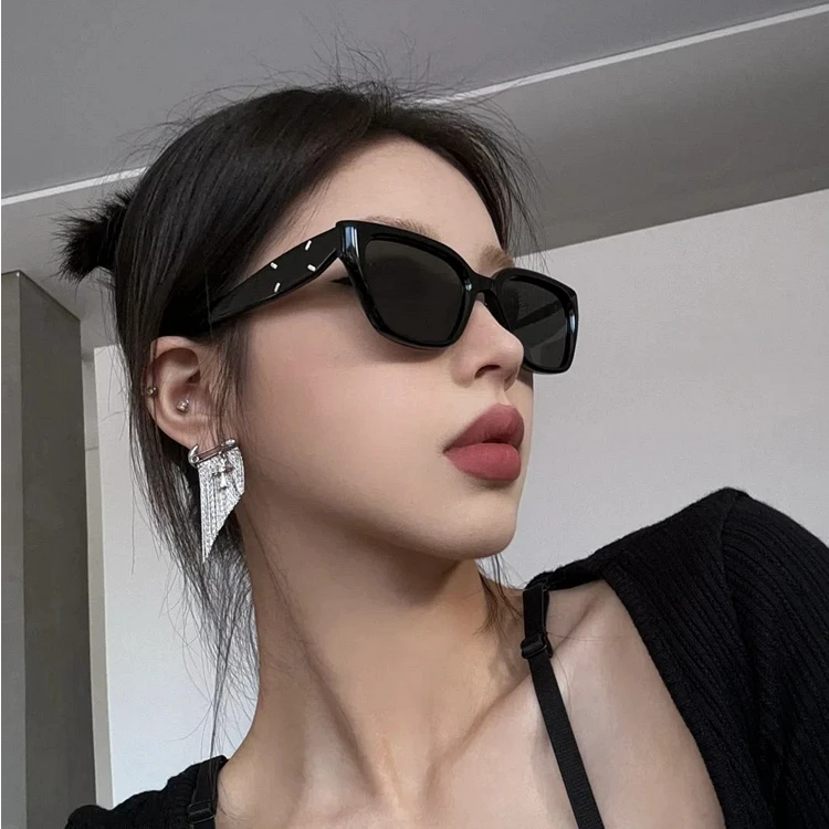 韩版GM方形猫眼时尚遮阳墨镜女款潮辣妹高级感度假太阳眼镜男百搭