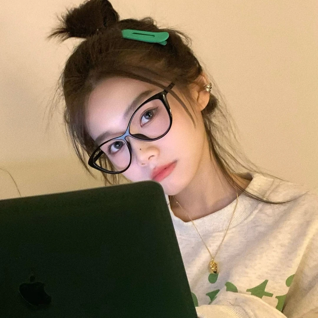 欧美辣妹时尚超轻猫眼可配近视眼镜黑框女素颜复古防蓝光平光镜架