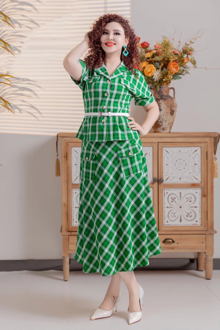 UMIDA女装爆款连衣裙女装连衣裙大码碎花显瘦气质时尚夏季收腰