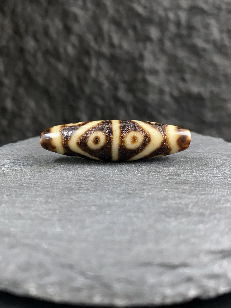 老冯 水纹八眼 精挑台珠【一图一物】≈43.8*12.3mm