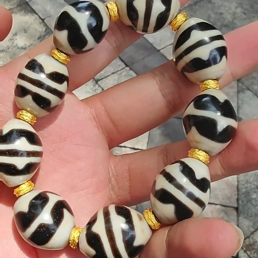 上肯超顶台珠~老超白头萌萌达洛手串 20*24