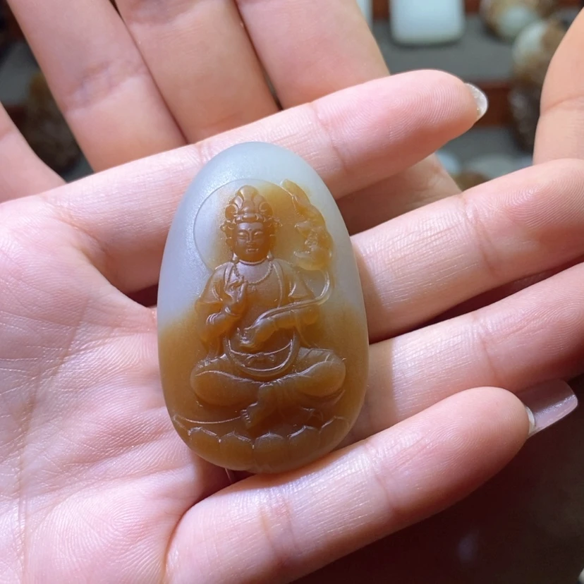 【闪购商品】和田玉（糖玉）观音未镶嵌金**福