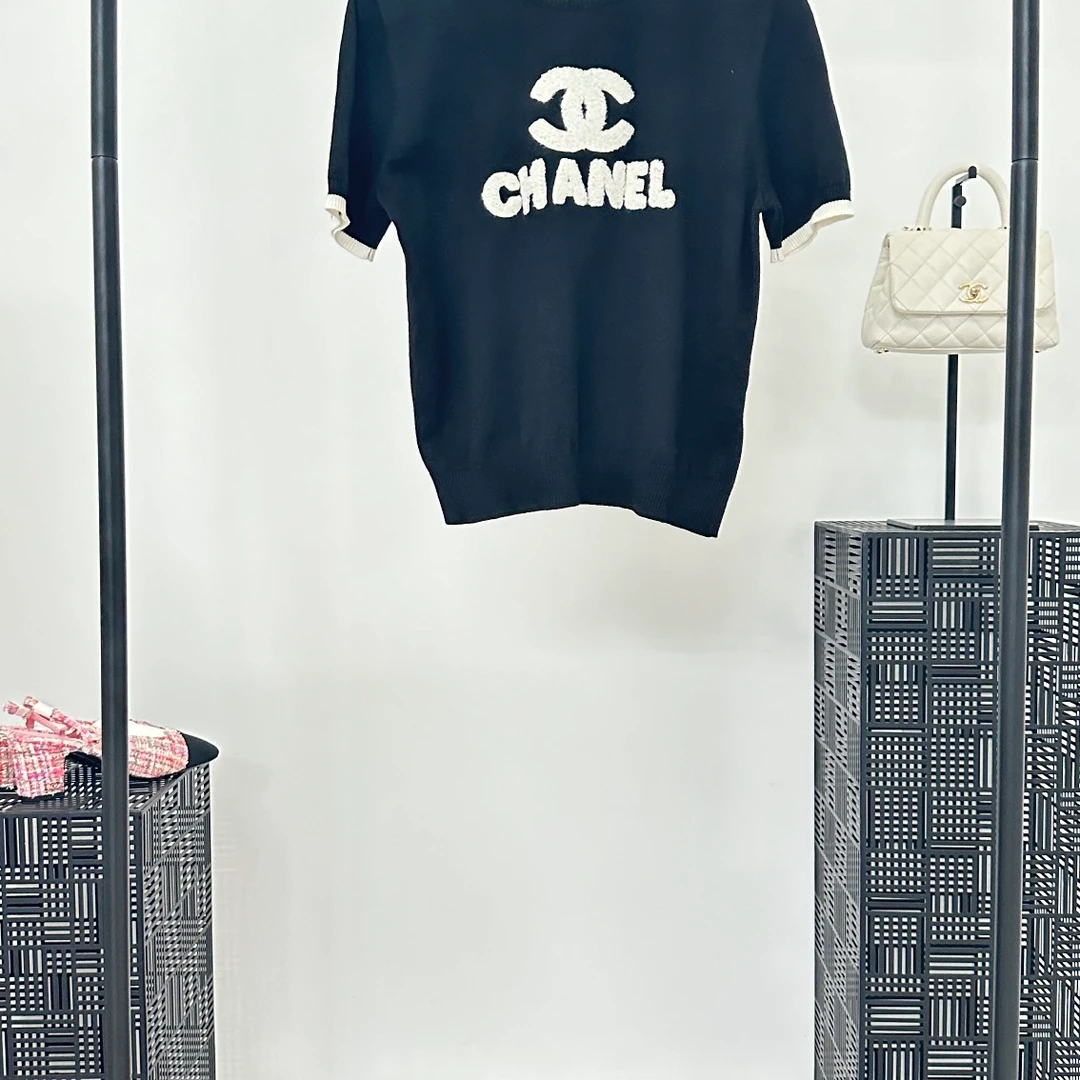 全新未使用 Chanel/香奈儿 Chanel 员工服针织短袖129517