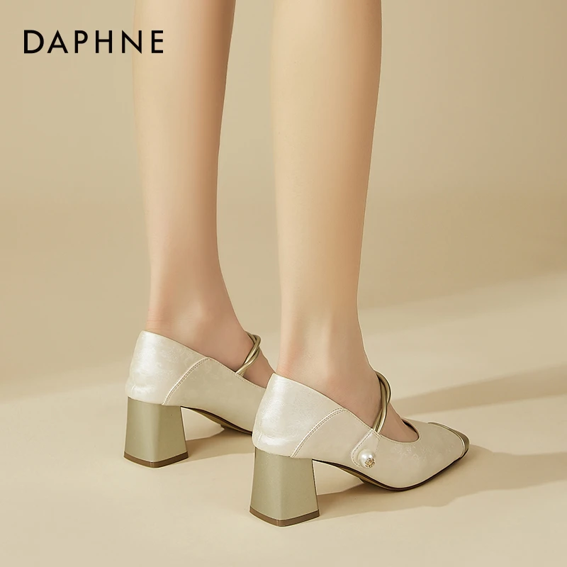达芙妮小香风方头玛丽珍鞋女款2024新款夏季配裙子女鞋粗跟高跟鞋
