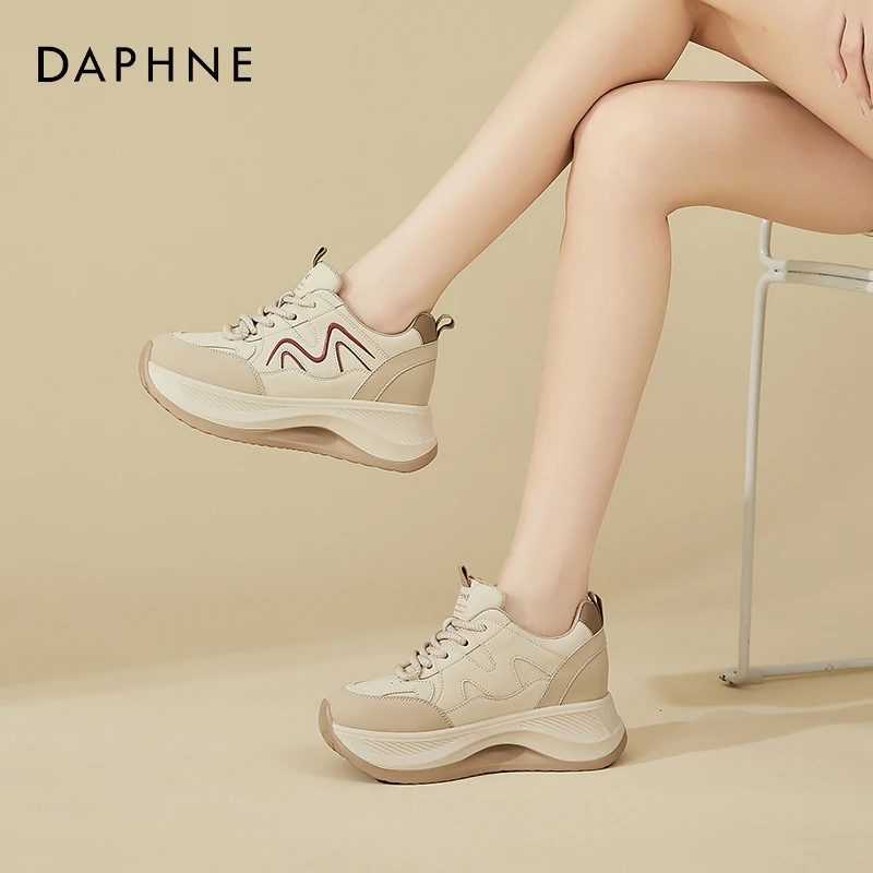 达芙妮厚底增高松糕鞋2024秋季透气时尚休闲鞋拼色绑带老爹鞋港风