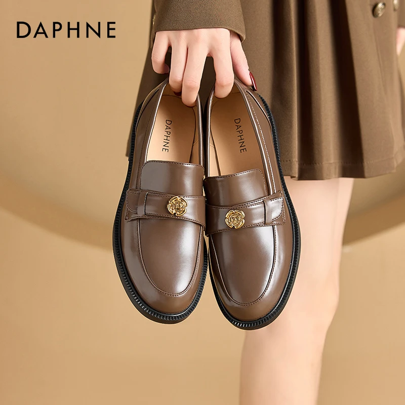 达芙妮厚底乐福鞋女秋季新款低跟英伦小皮鞋黑色通勤工作鞋雅丹风