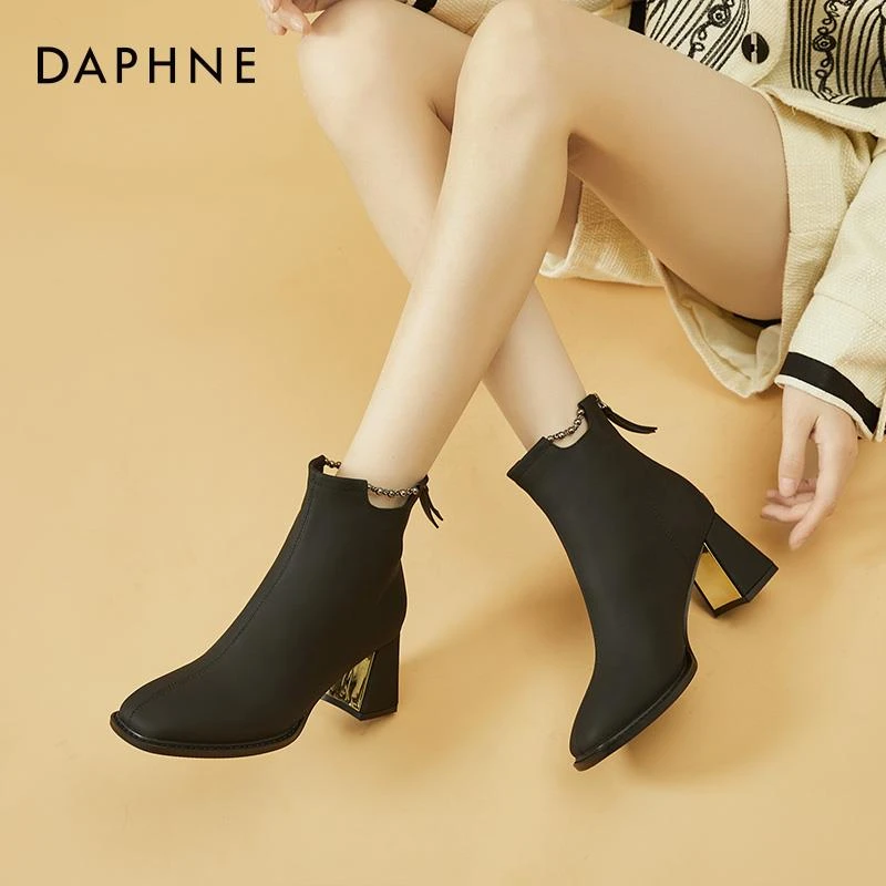 达芙妮高跟鞋女2025年新款秋冬加绒保暖棉鞋女粗跟时尚马丁短靴女