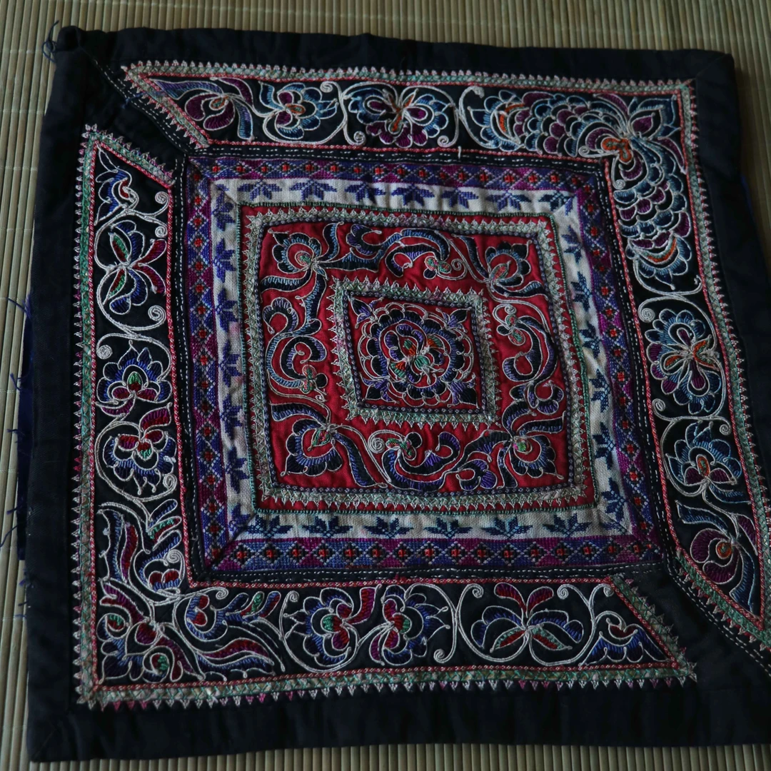 锦绣图腾贵州重工苗族刺绣绣片