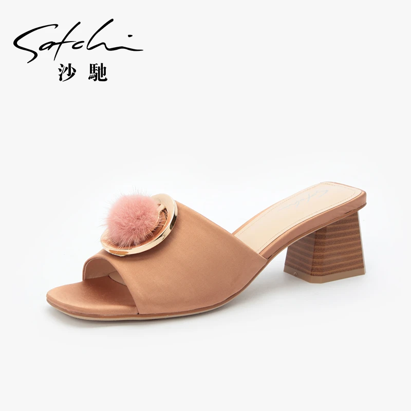 沙驰拖鞋女一字度假夏时尚粗跟凉拖鞋中跟时装鞋