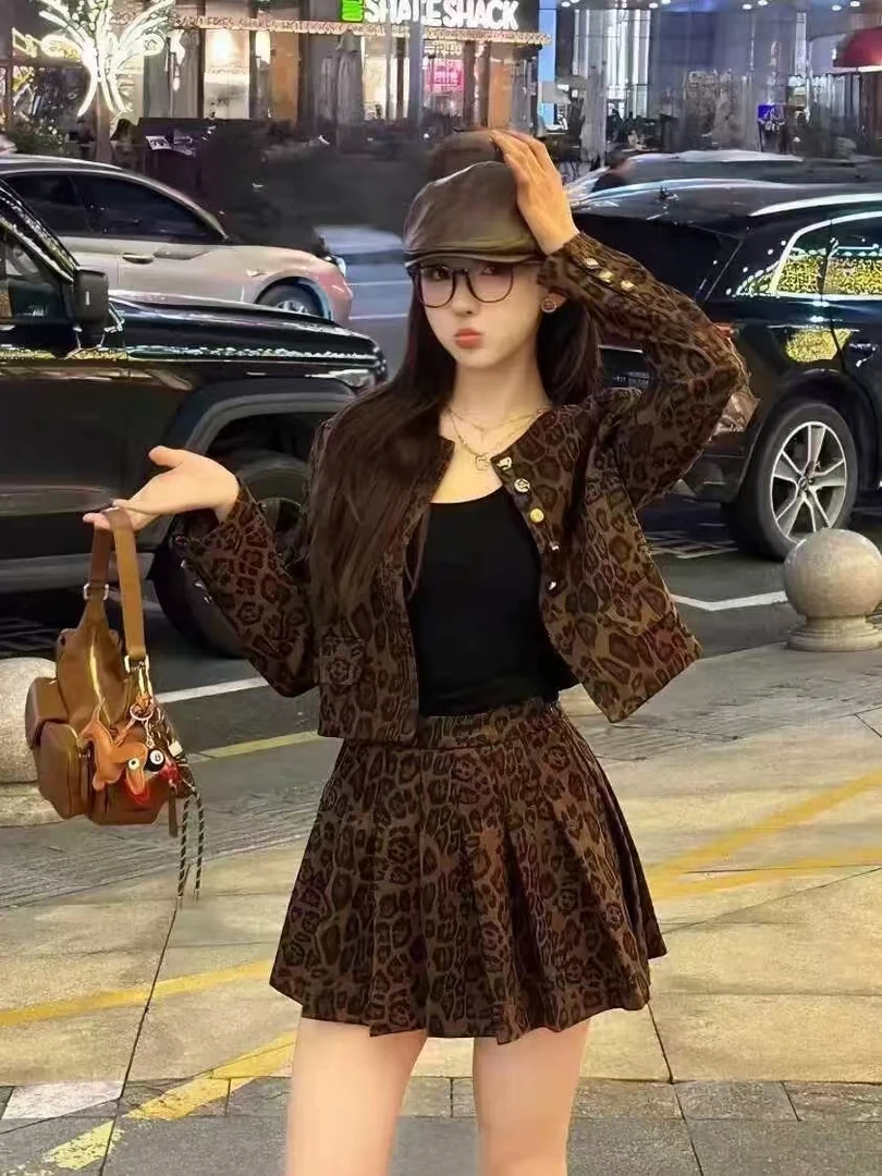 【买手孤品】高端轻奢女装（按主播给的编码订单留言）百搭显瘦