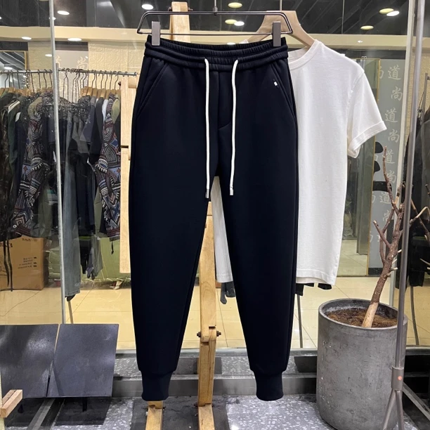 简约轻奢休闲裤 涤棉混纺春款修身百搭男士裤子