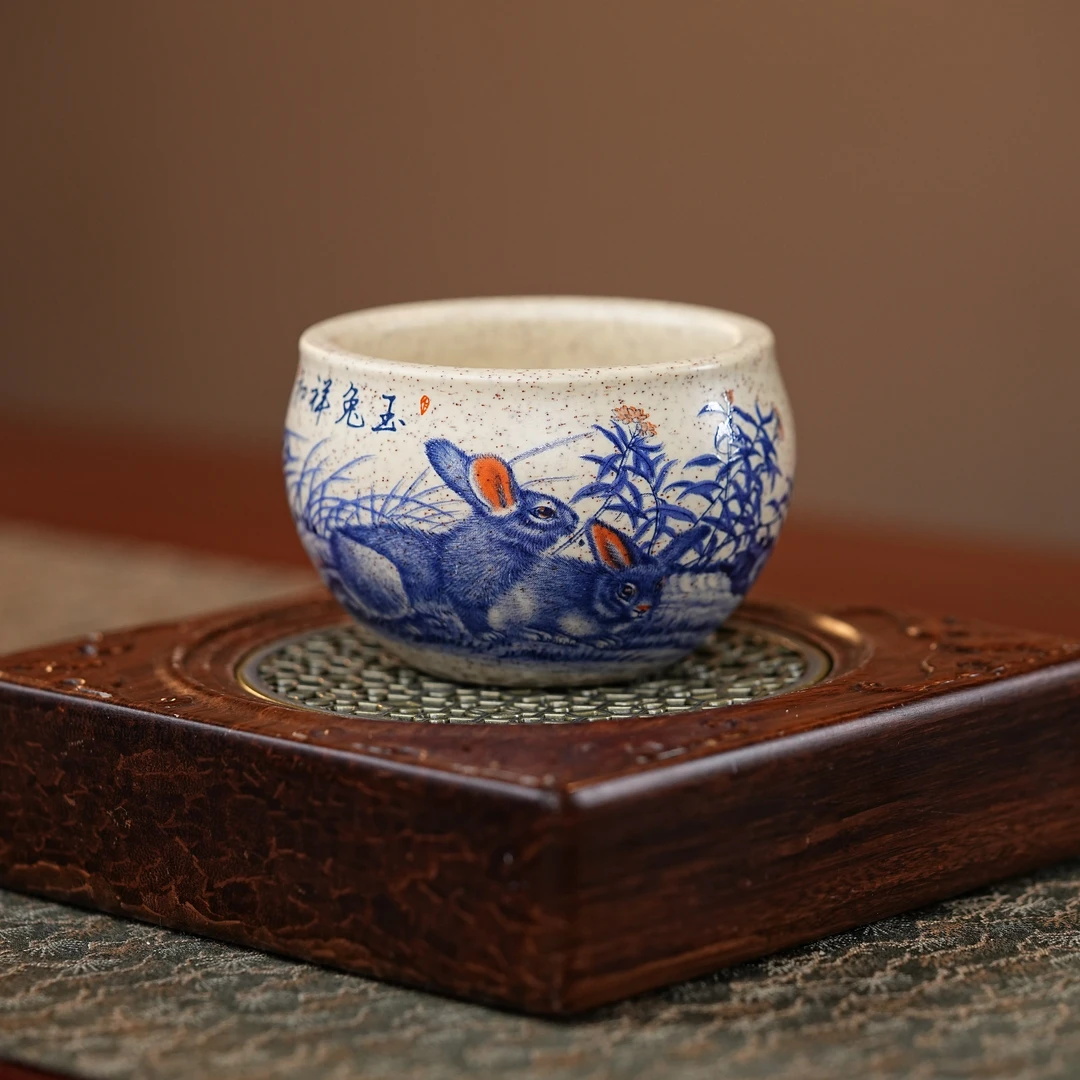 【1036白段玉兔祥和主人杯】宜兴原矿紫砂高温白段青瓷珐琅玉兔祥和