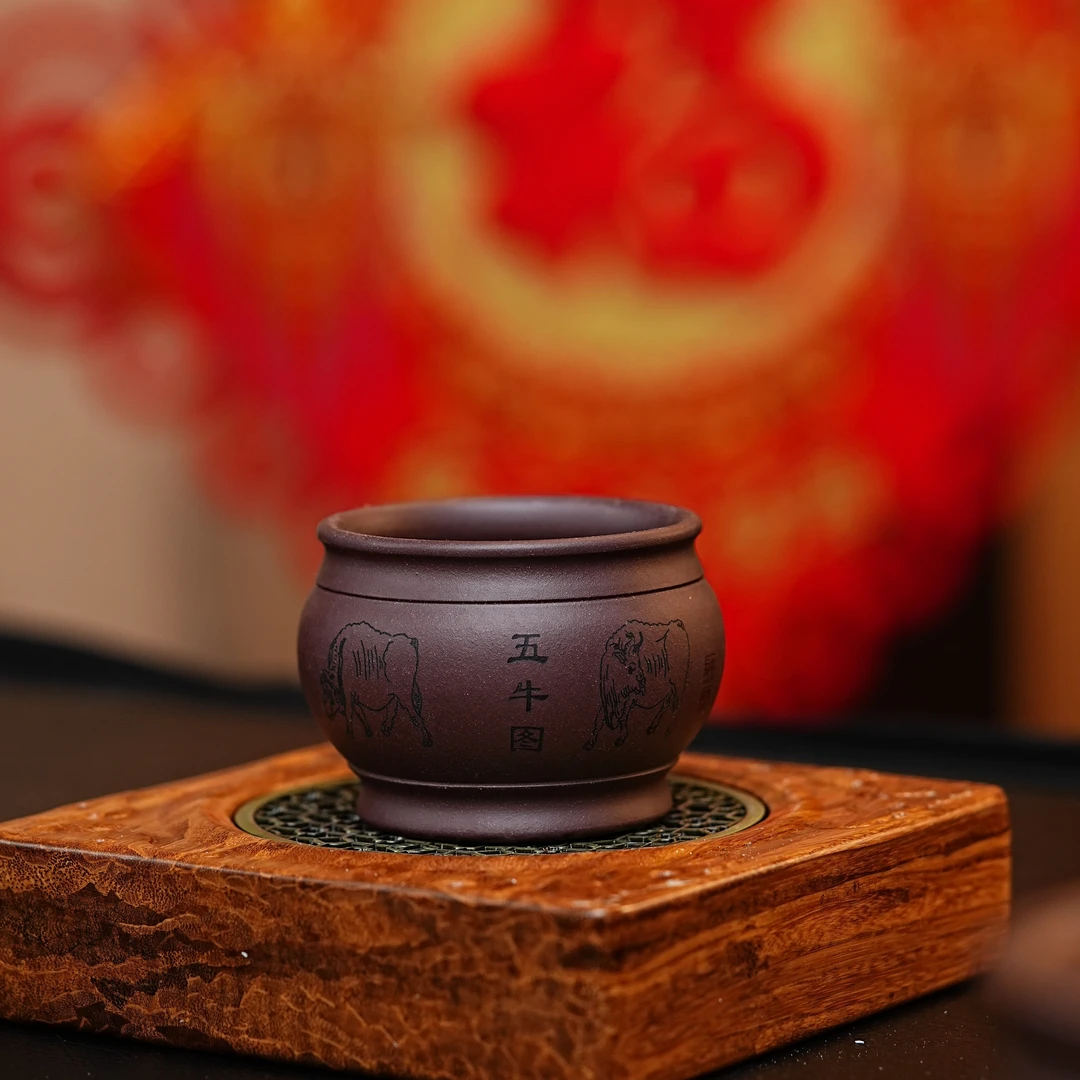 【3009五牛杯】宜兴原矿紫砂家藏老紫泥手工刻绘五牛图主人杯