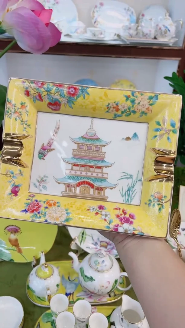 【闪购商品】罐大烟灰缸·······