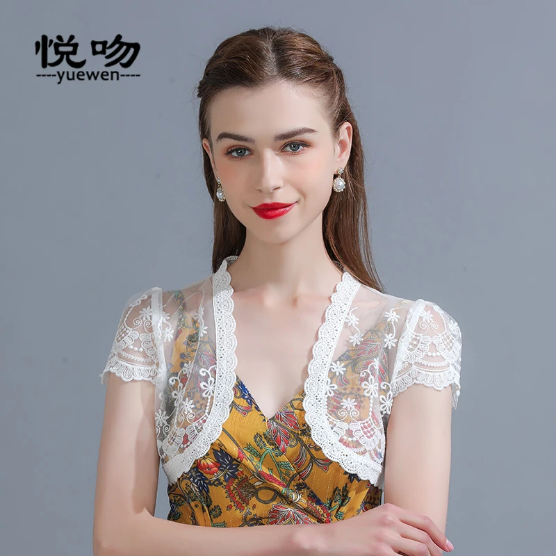 蕾丝小坎肩女夏短款开衫裙子外搭薄2025新款洋气小披肩百搭短外套