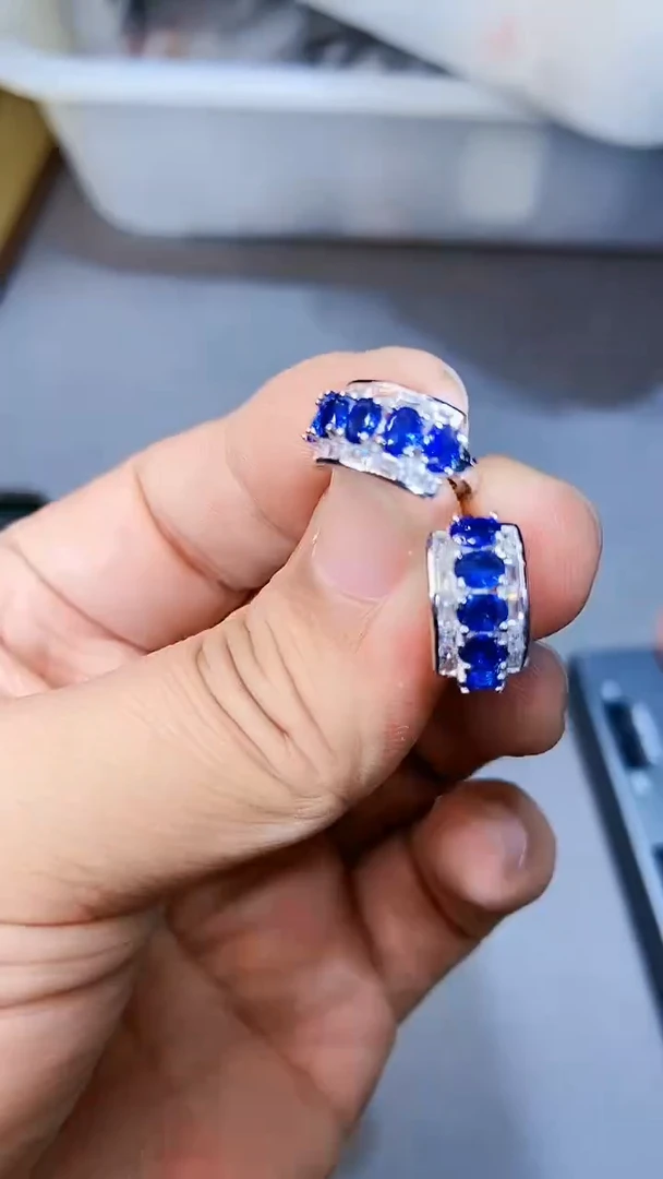 【闪购商品】蓝宝石耳饰银S925镶嵌265