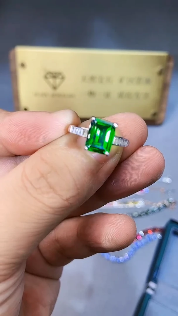 【闪购商品】透辉石戒指银S925镶嵌321