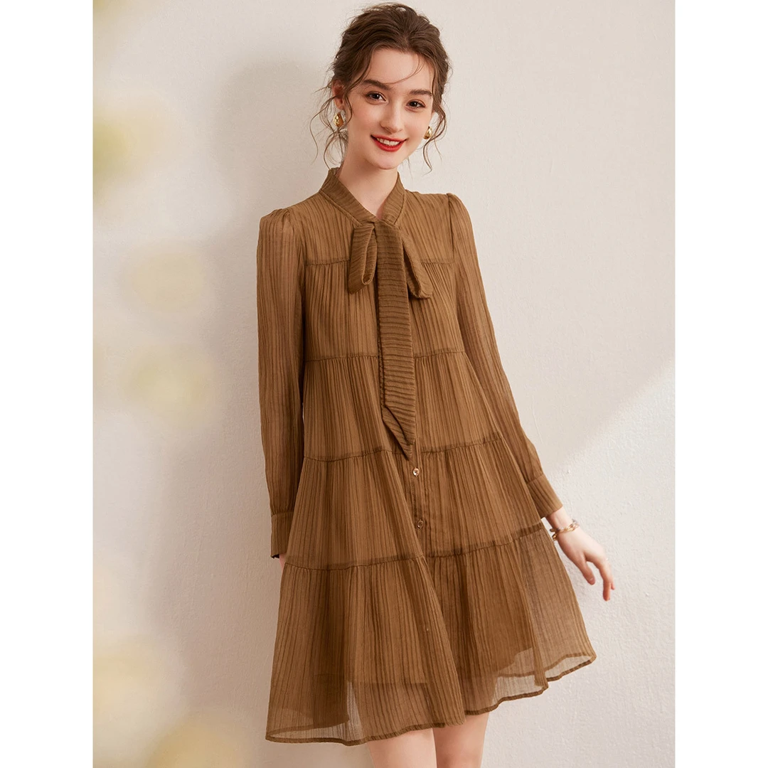 白鹿语新款时尚优雅长袖蝴蝶结系带领女装连衣裙WBL10005