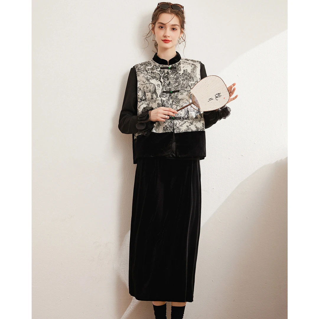 白鹿语欧若新中式盘扣马夹纯色半裙长袖打底套装BY20356