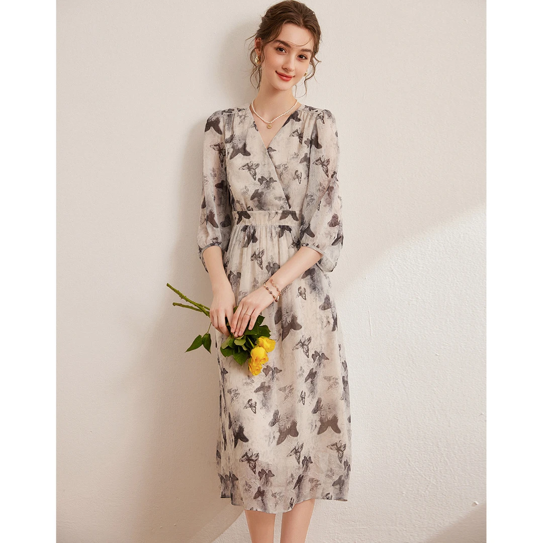 白鹿语秋新款时尚女人味印花长款无弹女装连衣裙WBL10131