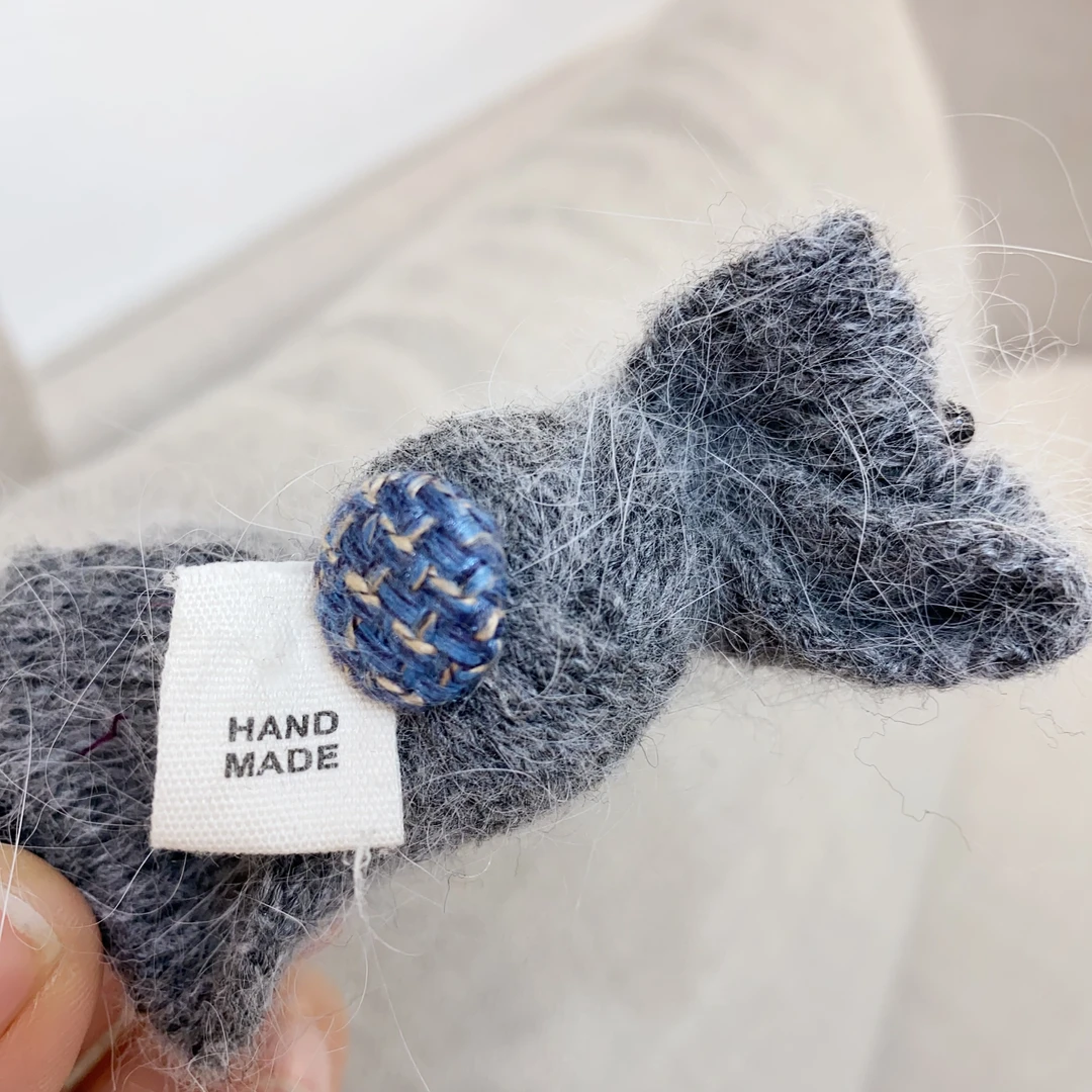 E23高级灰色丸子夹