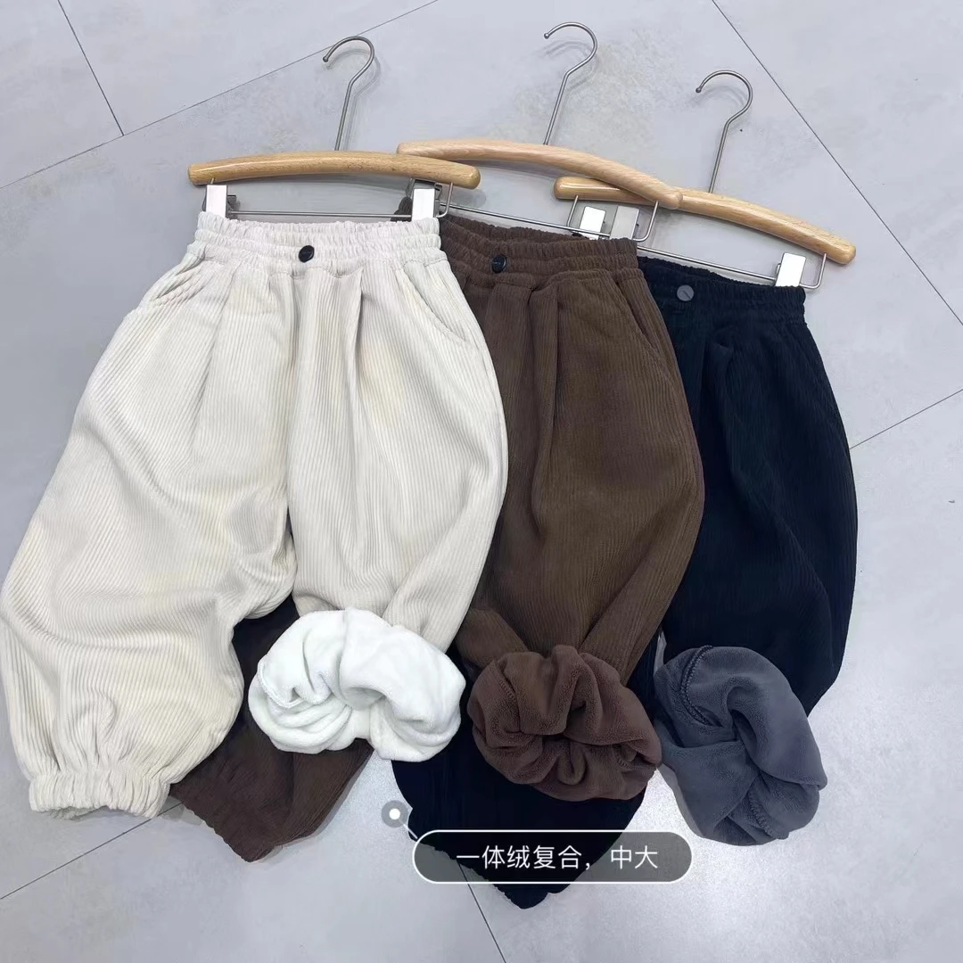 MGJ(洋娃娃)时尚百搭(一体绒)23160款休闲条绒裤5-170