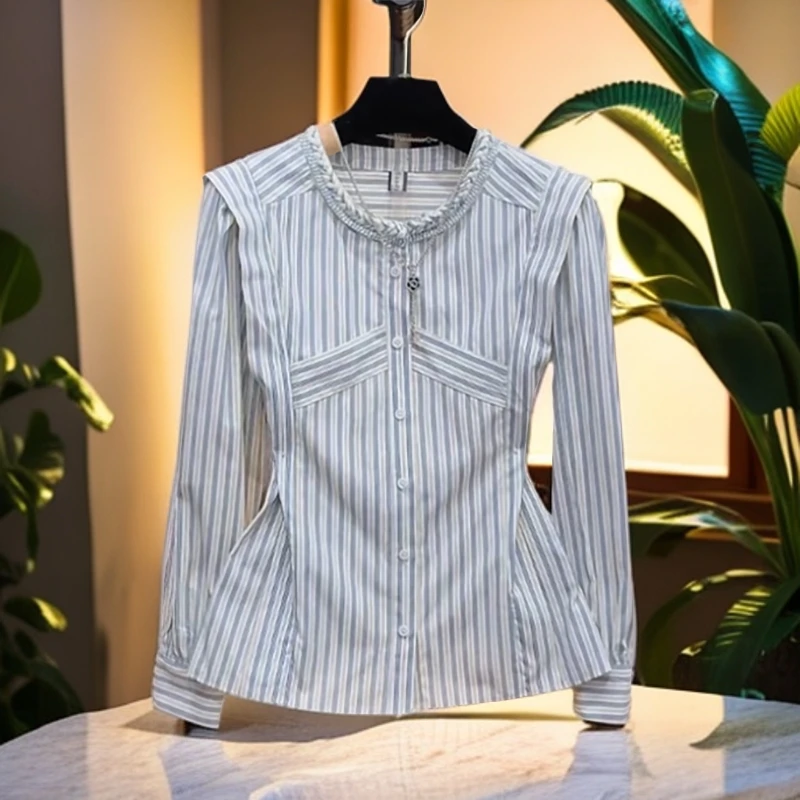 春季女装2025新款时尚气质条纹压褶收腰显瘦设计修身长袖衬衫上衣