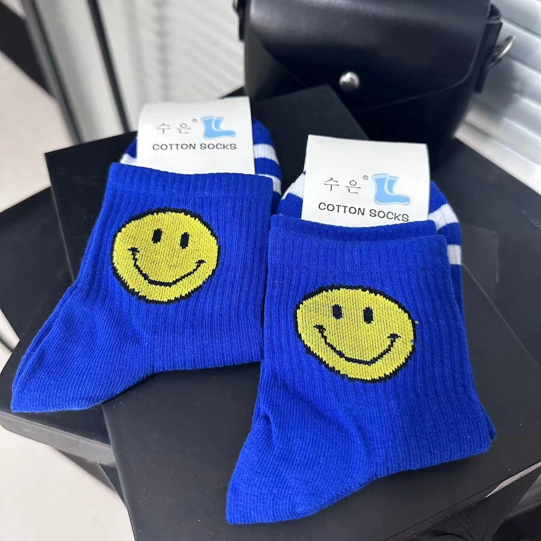 原创四季款潮袜2024新款笑脸女袜时尚百搭休闲袜子