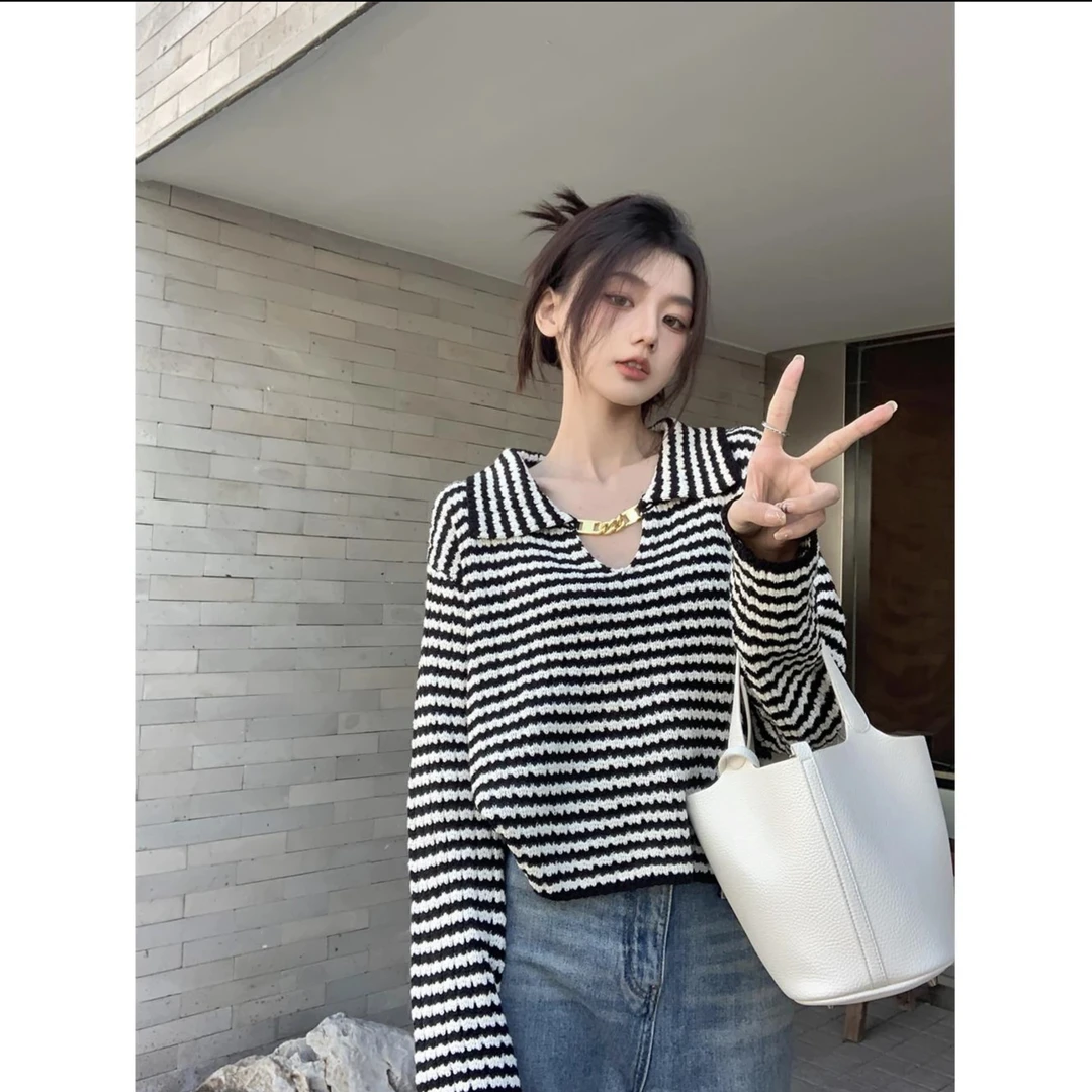 「六十六街」条纹设计感毛衣