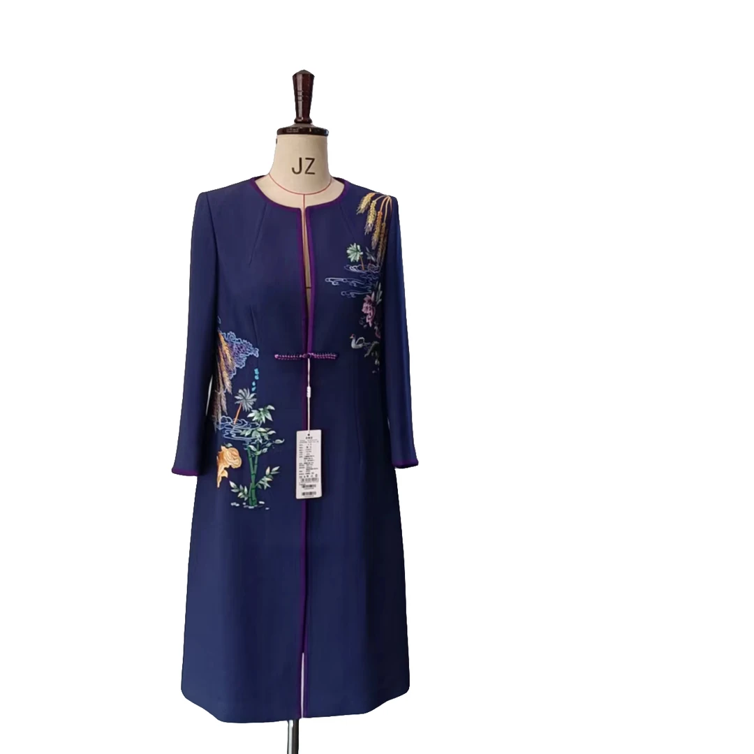 璞玉*202507029紫陌绣花上衣U185016(2)