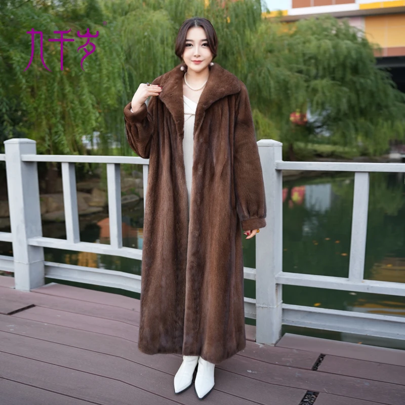 九千岁1米3进口紫标天鹅绒貂皮大衣整貂长款连帽灯笼袖貂皮大衣