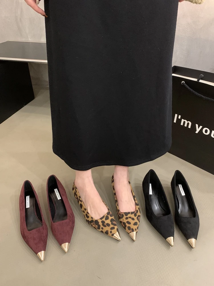 2024春季新款金属尖头拼色豹纹浅口细跟中跟单鞋低跟显瘦女鞋瓢鞋