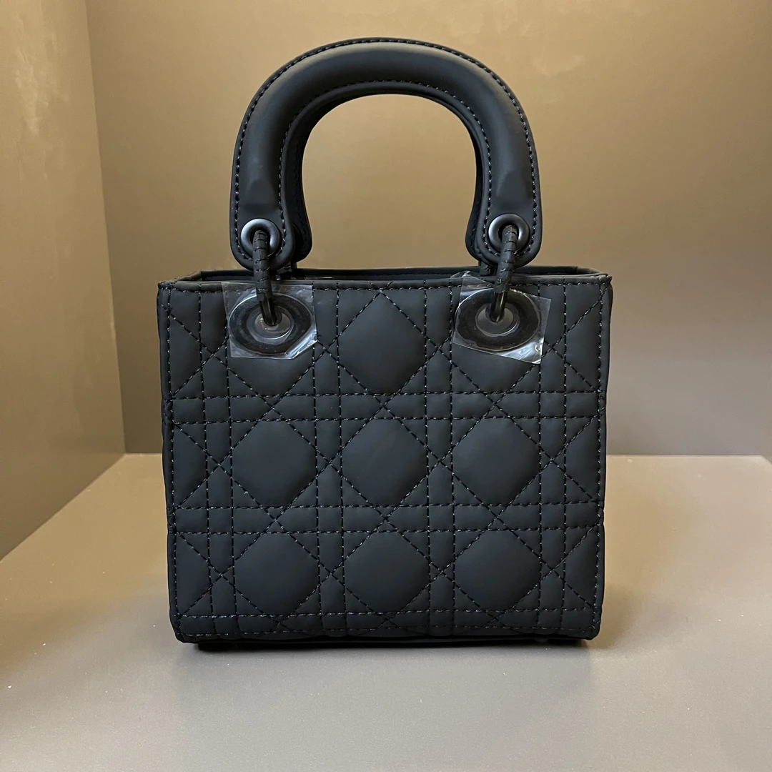 8901-3戴妃磨砂黑-手提通勤单肩斜挎包17