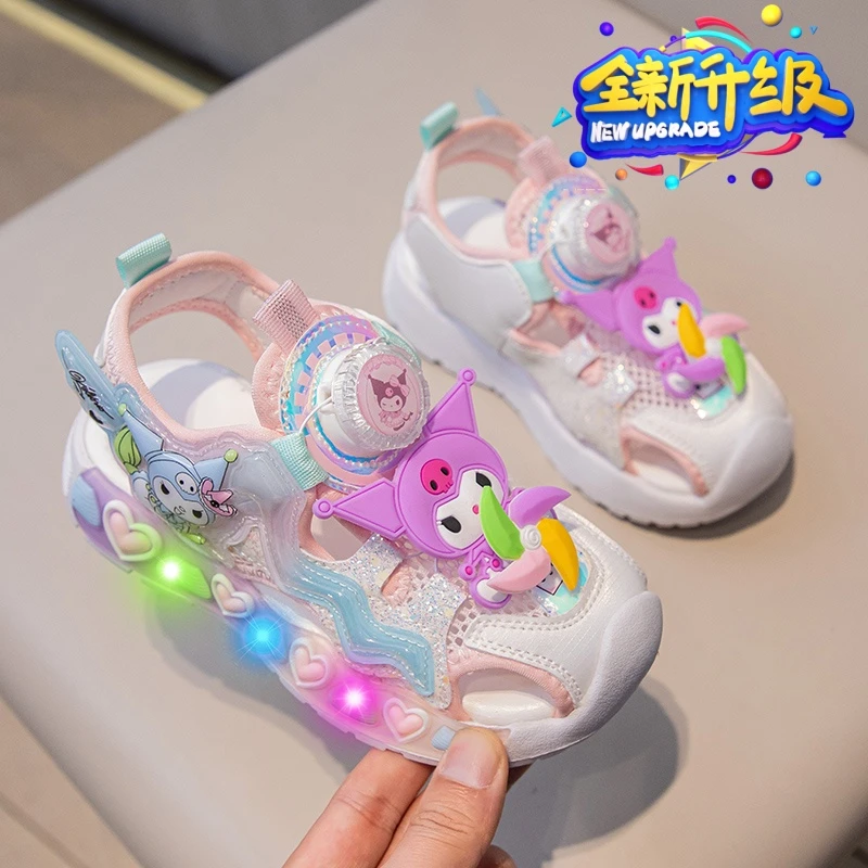 女童夏季库洛米潮款时尚儿童运动亮灯凉鞋女孩软底包头宝宝凉鞋